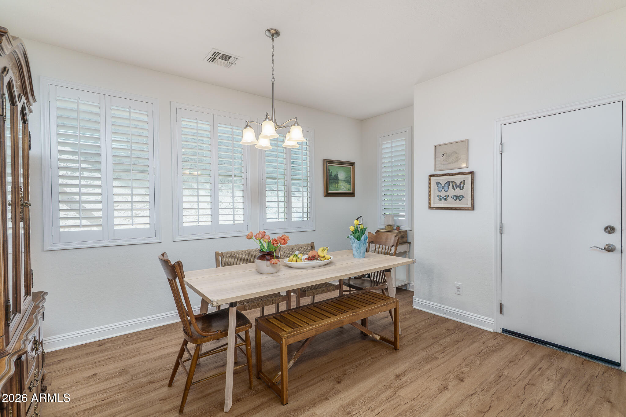 2667 North Riley Road Buckeye, AZ 85396 - Photo 9 of 39 9) DINING