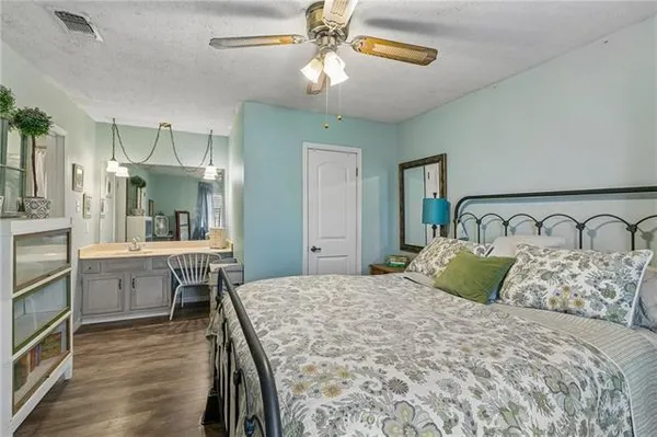 $175,000 | 135 Lakewood Drive, Unit D, Luling, LA 70070