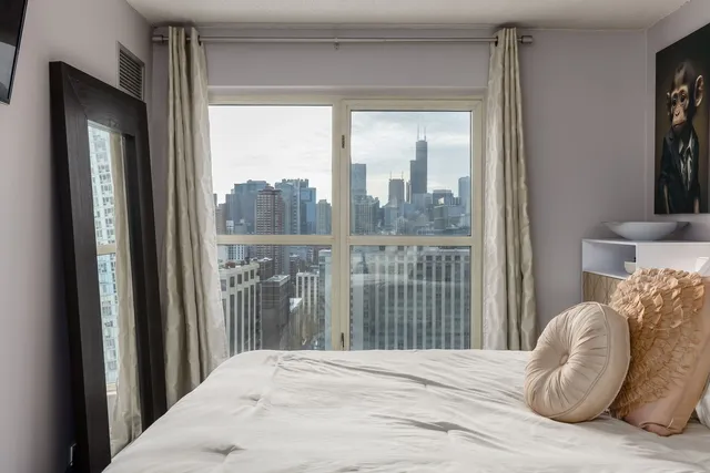 $245,000 | 1212 North LaSalle Drive, Unit 2303, Chicago, IL 60610