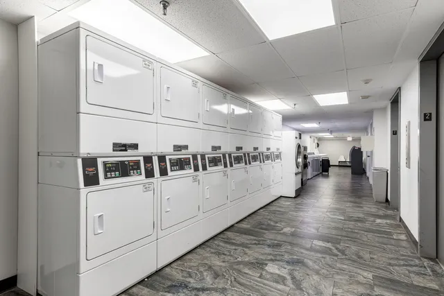 $245,000 | 1212 North LaSalle Drive, Unit 2303, Chicago, IL 60610