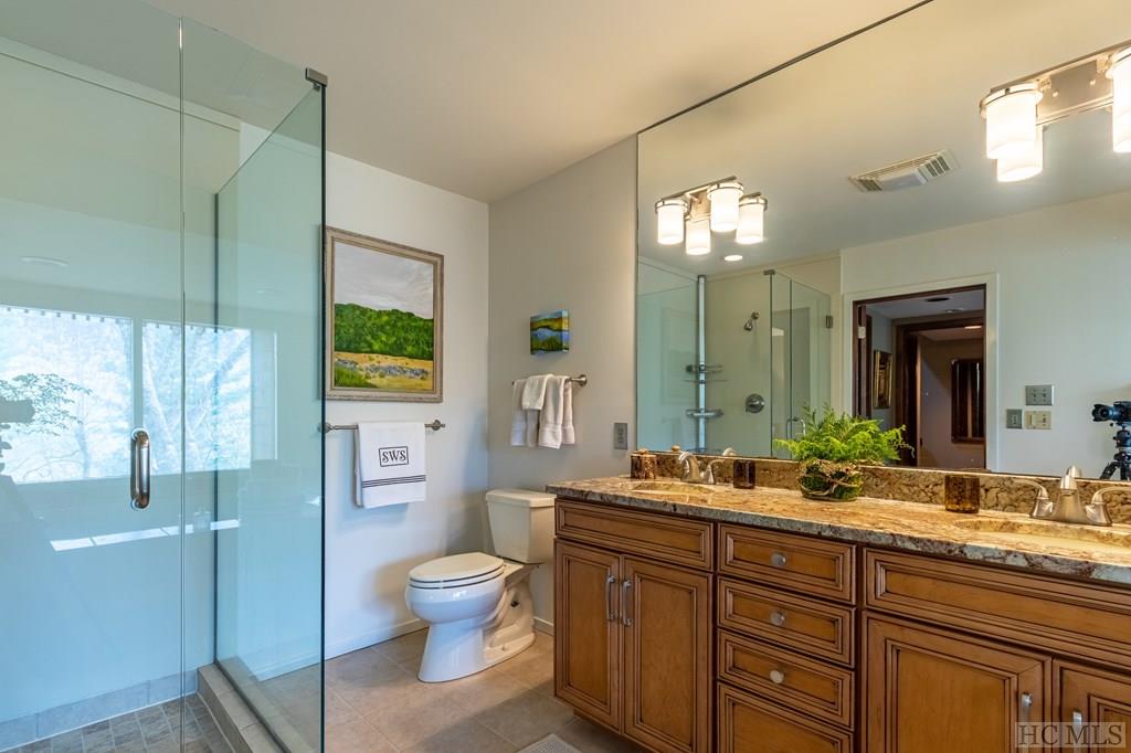 109 Emerald Ridge Road, Unit 42 Sapphire, NC 28774 - Photo 30 of 51 Gallery Image 30