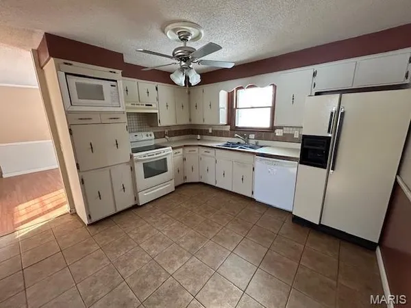 $196,900 | 2033 Anthony Drive, Cape Girardeau, MO 63701