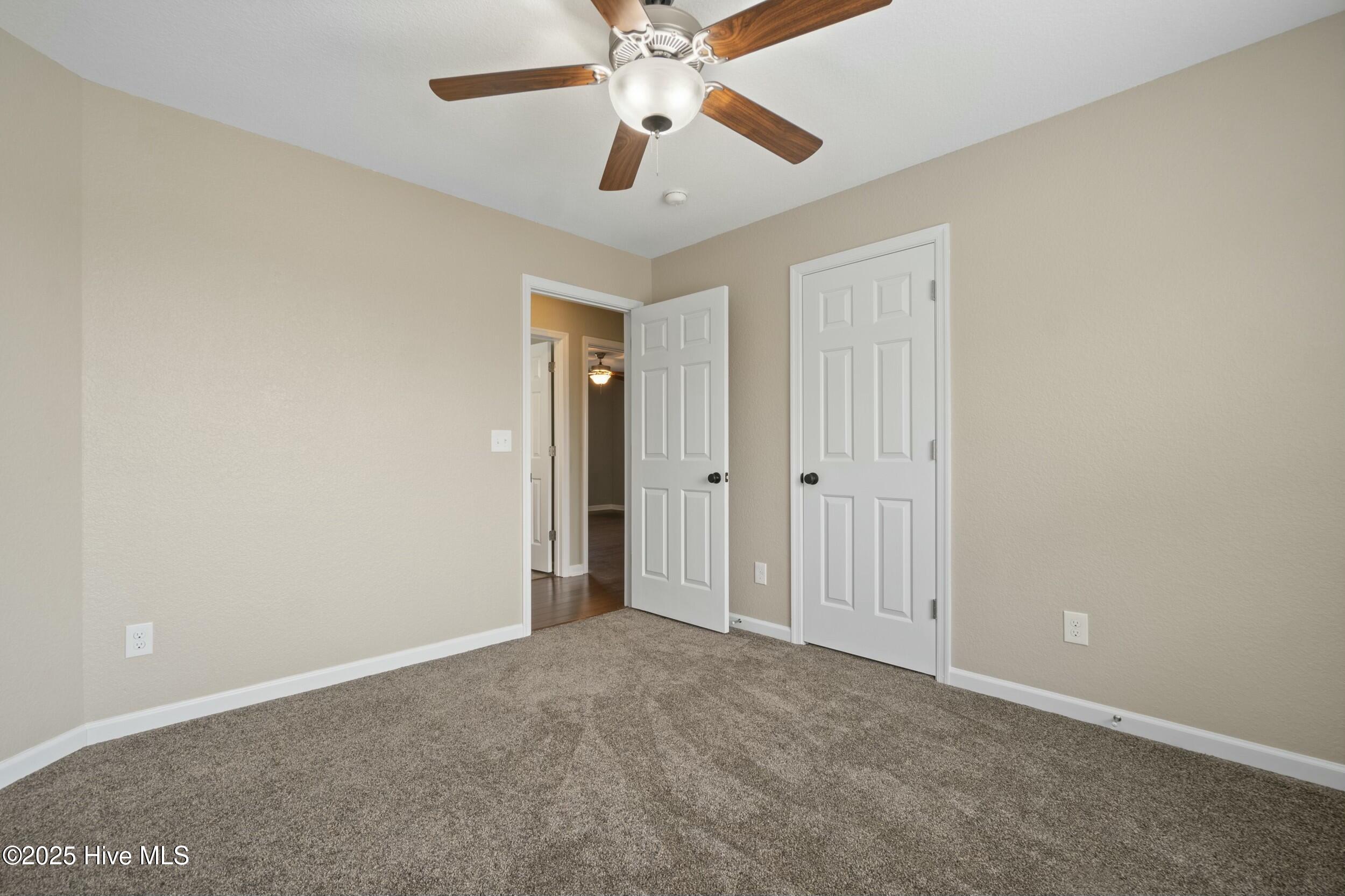 103 Green View Road Moyock, NC 27958 - Photo 21 of 38 Bedroom 3