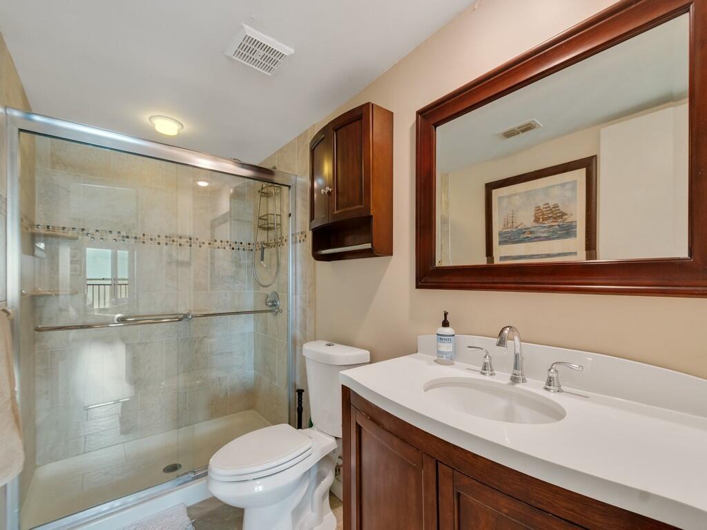 9612 Riverside Drive, Unit 203 Sebastian, FL 32958 - Photo 10 of 29 Image00015