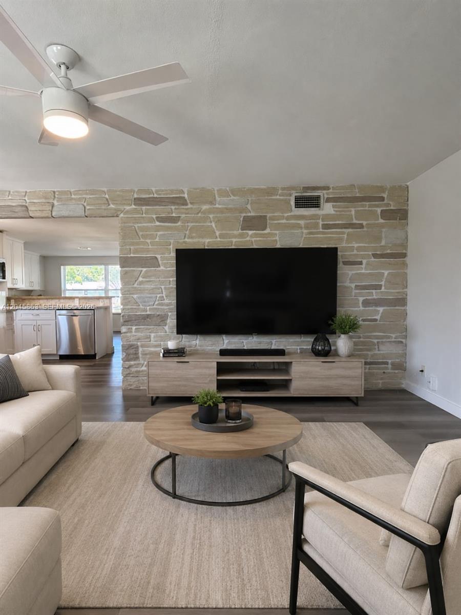 5809 Sullivan Road Jupiter, FL 33458 - Photo 7 of 21