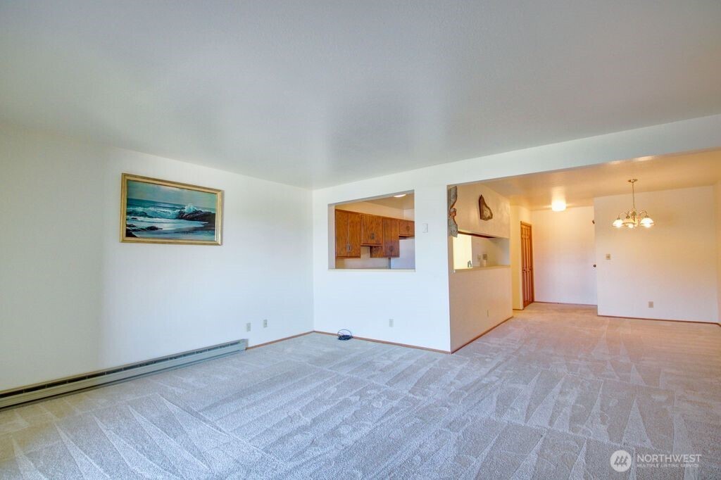 2021 North Laventure Road, Unit 304 Mount Vernon, WA 98273 - Photo 3 of 23
