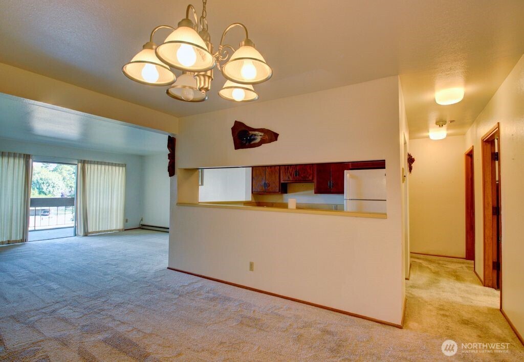 2021 North Laventure Road, Unit 304 Mount Vernon, WA 98273 - Photo 4 of 23