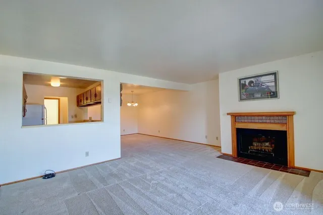 $345,000 | 2021 North Laventure Road, Unit 304, Mount Vernon, WA 98273
