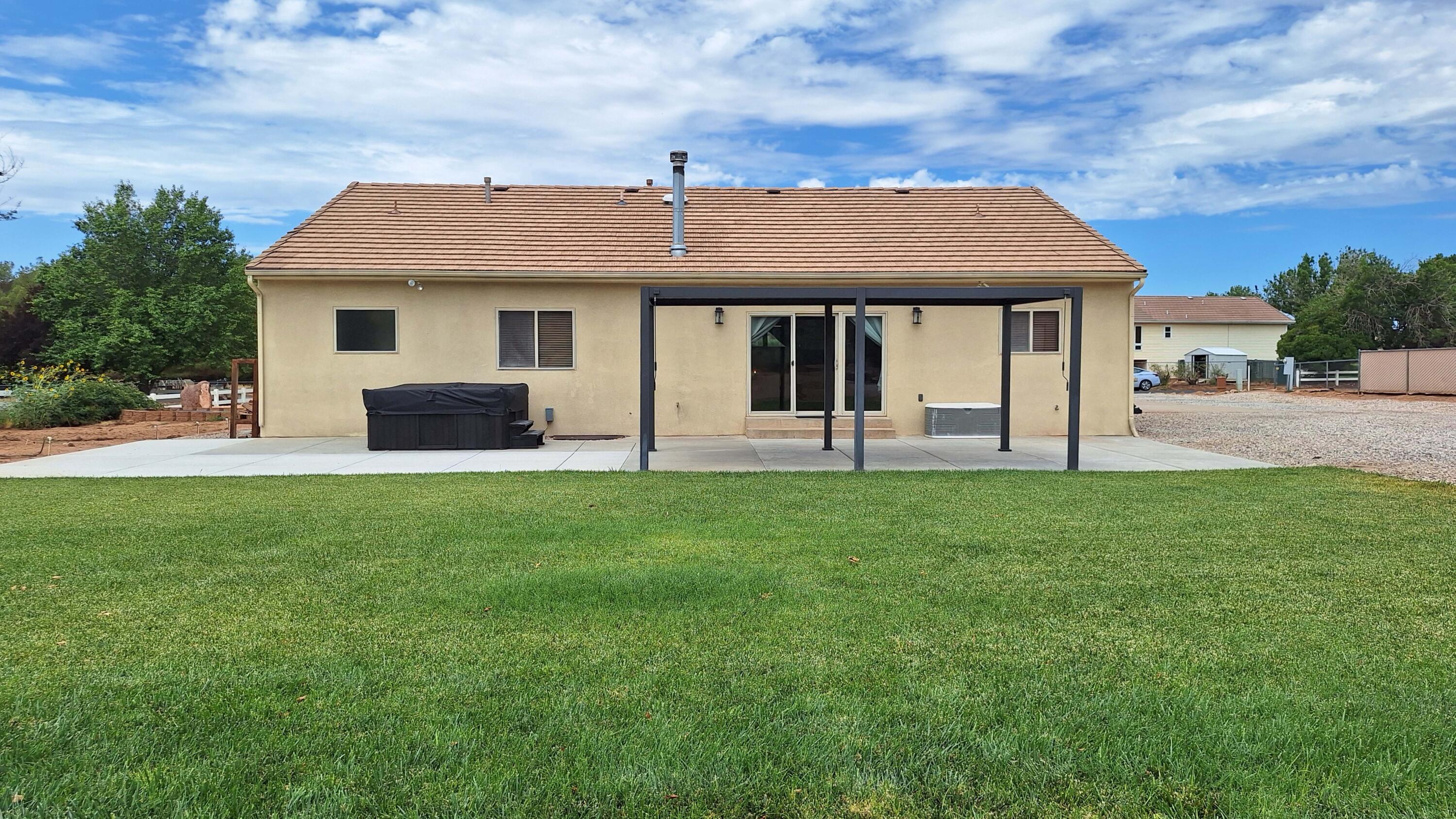7776 Wagon Road East, Unit DIAMOND VALLEY St. George, UT 84770 - Photo 36 of 59 DSCF070