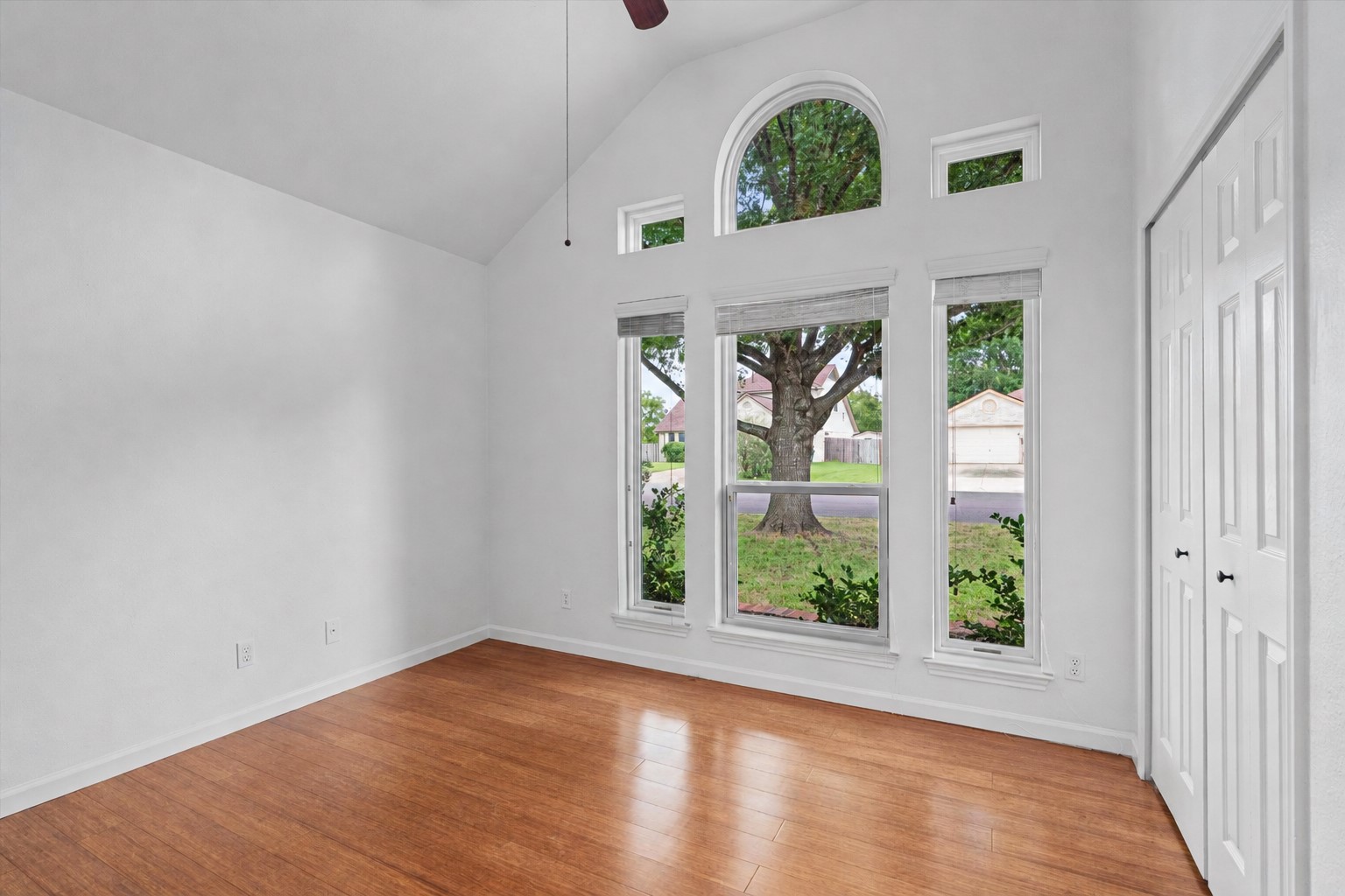 2005 East 19th Street Georgetown, TX 78626 - Photo 24 of 37