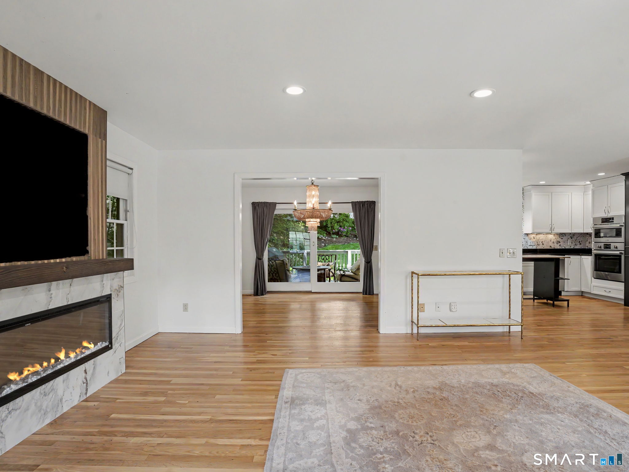 26 Abbott Avenue Ridgefield, CT 06877 - Photo 15 of 40 View of dining room and outdoor raised patio