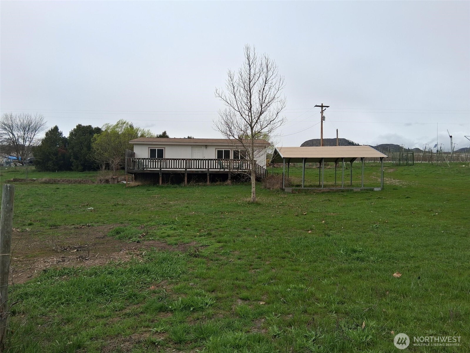 17 Streeter Bosch Road Tonasket, WA 98855 - Photo 2 of 20