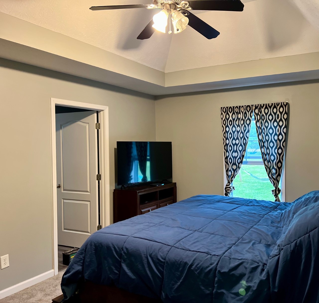1004 Roland Court Cottontown, TN 37048 - Photo 12 of 22 a bedroom with a bed and a television