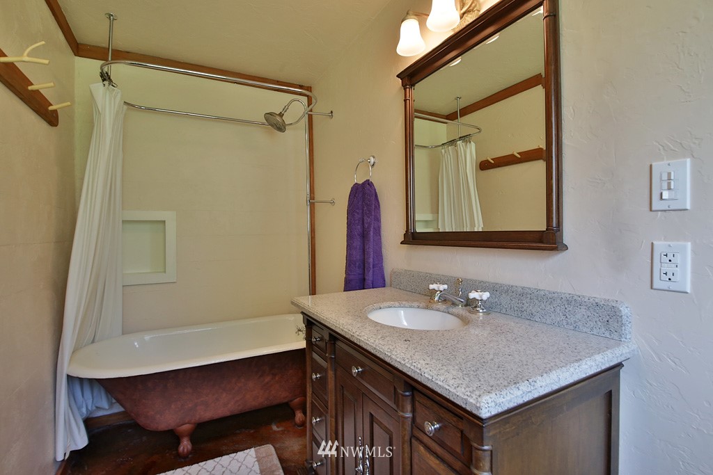 5775 Mutiny Bay Road Freeland, WA 98249 - Photo 14 of 24