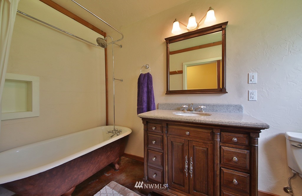 5775 Mutiny Bay Road Freeland, WA 98249 - Photo 15 of 24