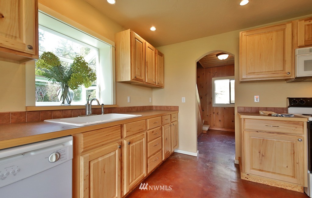 5775 Mutiny Bay Road Freeland, WA 98249 - Photo 10 of 24