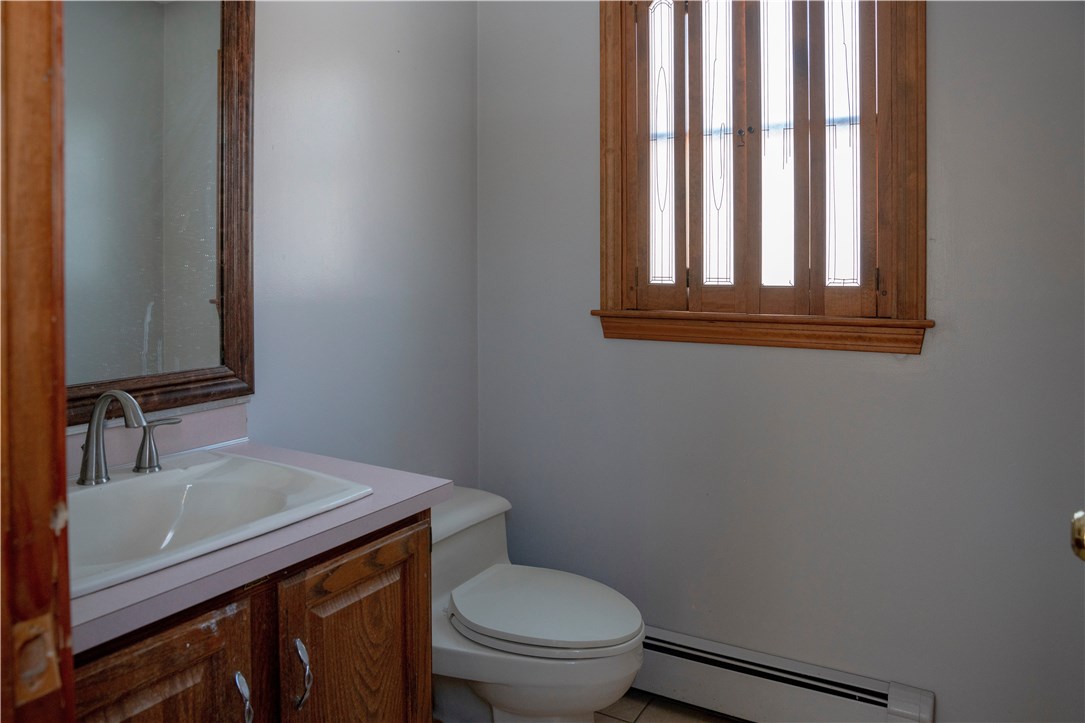 985 Reynolds Road Glocester, RI 02814 - Photo 15 of 21
