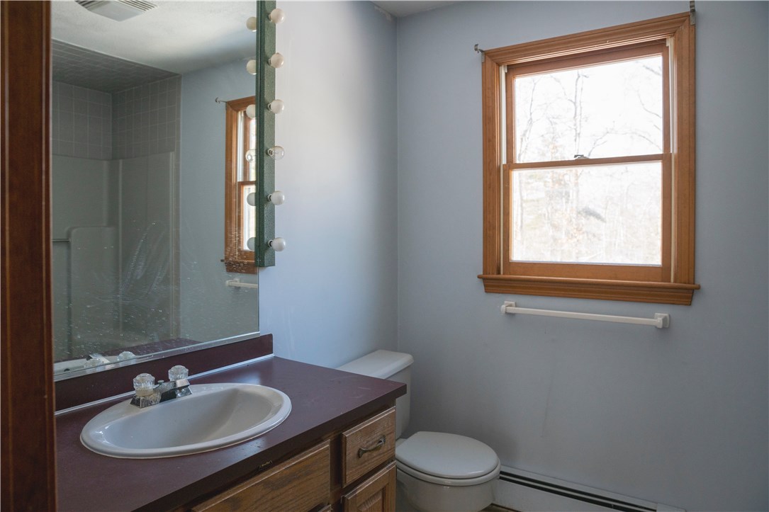 985 Reynolds Road Glocester, RI 02814 - Photo 16 of 21