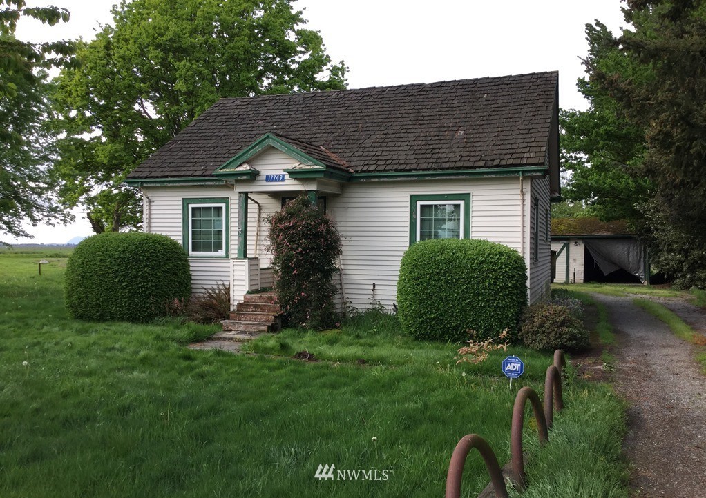 17749 Peterson Road Burlington, WA 98233 - Photo 1 of 16 Gallery Image 1