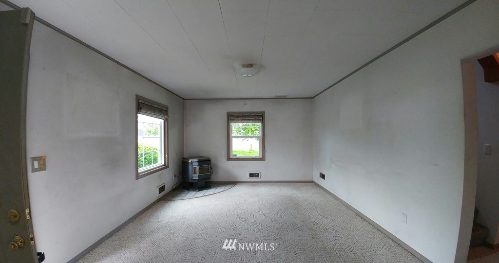 17749 Peterson Road Burlington, WA 98233 - Photo 11 of 16 Gallery Image 11