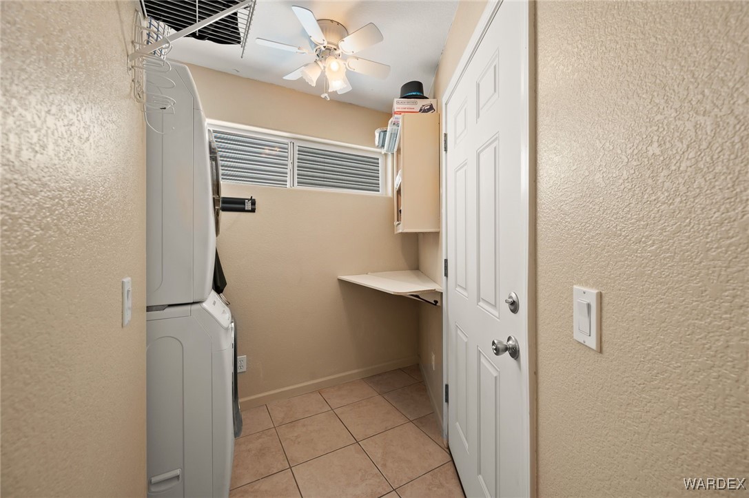 2000 Ramar Road, Unit 577 Bullhead City, AZ 86442 - Photo 31 of 52 Laundry