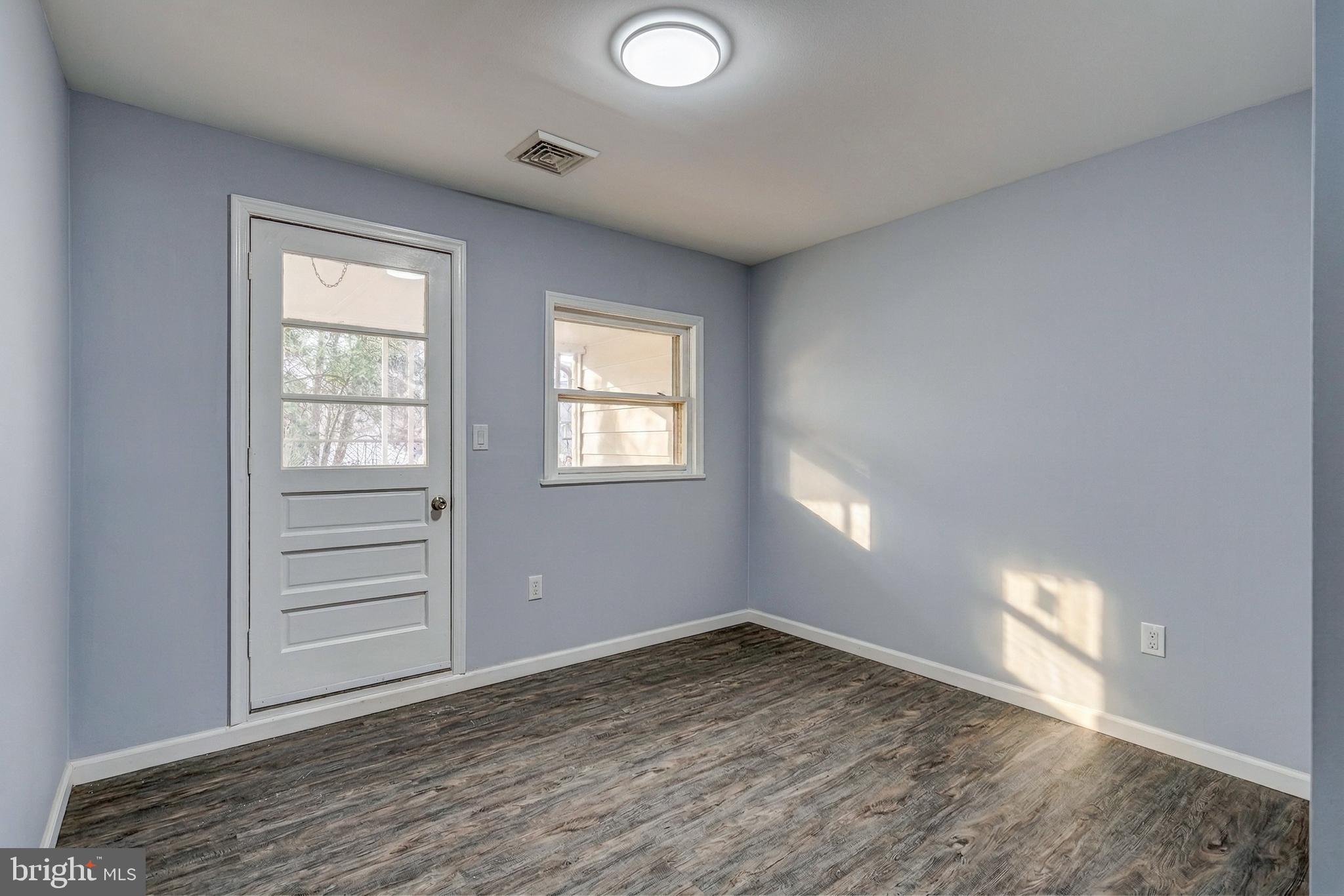 1400 Simpson Ferry Road New Cumberland, PA 17070 - Photo 23 of 31 an empty room with windows