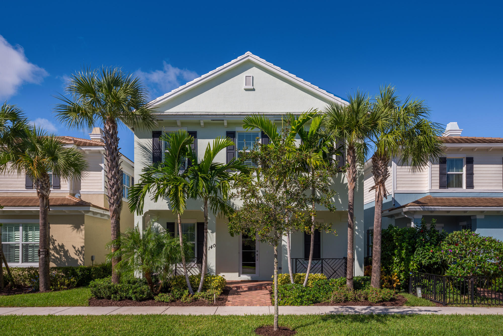 140 West Bay Cedar Circle Jupiter, FL 33458 - Photo 1 of 36 140 W Bay Cedar Cir, Jupiter, FL 33458 (