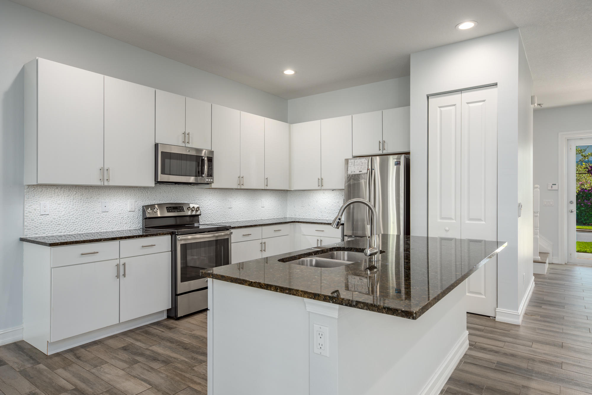 140 West Bay Cedar Circle Jupiter, FL 33458 - Photo 2 of 36 140 W Bay Cedar Cir, Jupiter, FL 33458 (
