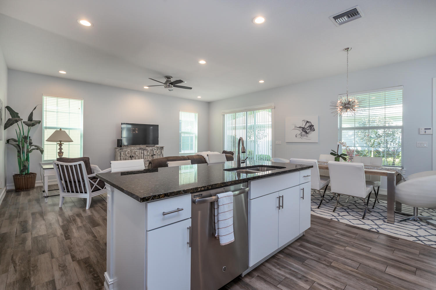140 West Bay Cedar Circle Jupiter, FL 33458 - Photo 4 of 36 140 W Bay Cedar Cir, Jupiter, FL 33458 (