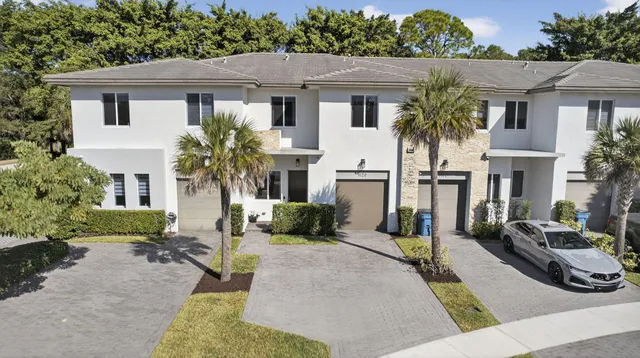 $500,000 | 1120 Pioneer Way, Royal Palm Beach, FL 33411