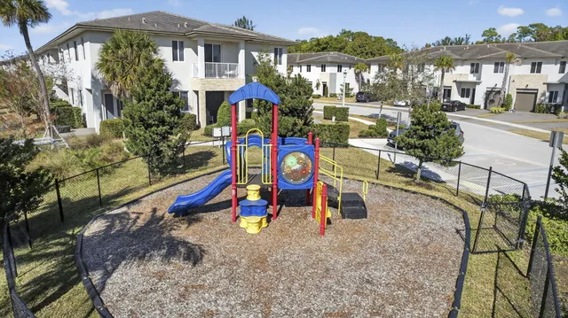 $500,000 | 1120 Pioneer Way, Royal Palm Beach, FL 33411