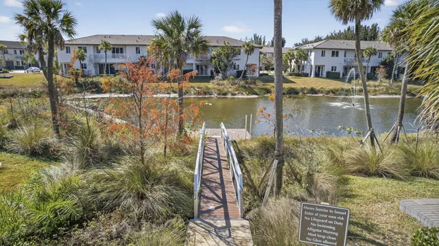 $500,000 | 1120 Pioneer Way, Royal Palm Beach, FL 33411