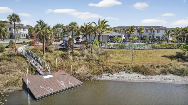 $500,000 | 1120 Pioneer Way, Royal Palm Beach, FL 33411