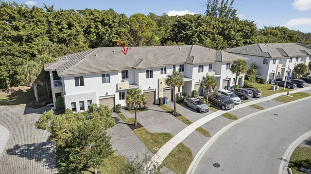 $500,000 | 1120 Pioneer Way, Royal Palm Beach, FL 33411