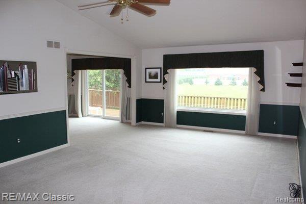 6634 Edgewood Road Canton, MI 48187 - Photo 4 of 17 LARGE LIVING ROOM