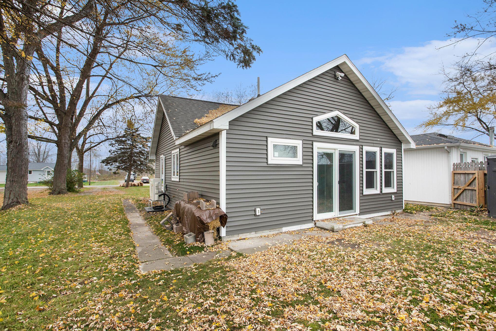 5896 Avalon Road Pinconning, MI 48650 - Photo 8 of 50 avalon 13