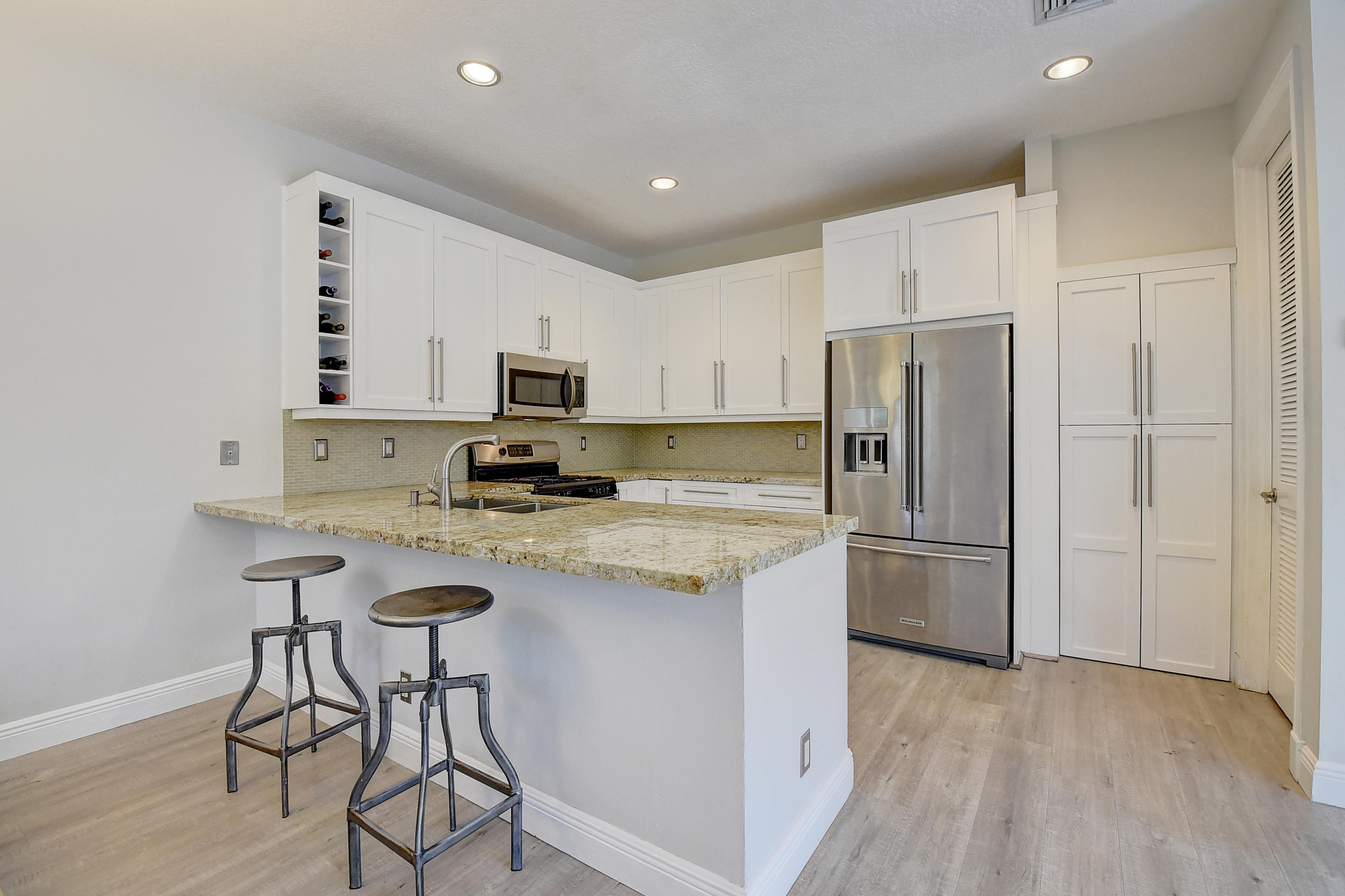 4276 Northwest 66th Drive Boca Raton, FL 33496 - Photo 12 of 53 Kitchen - 1
