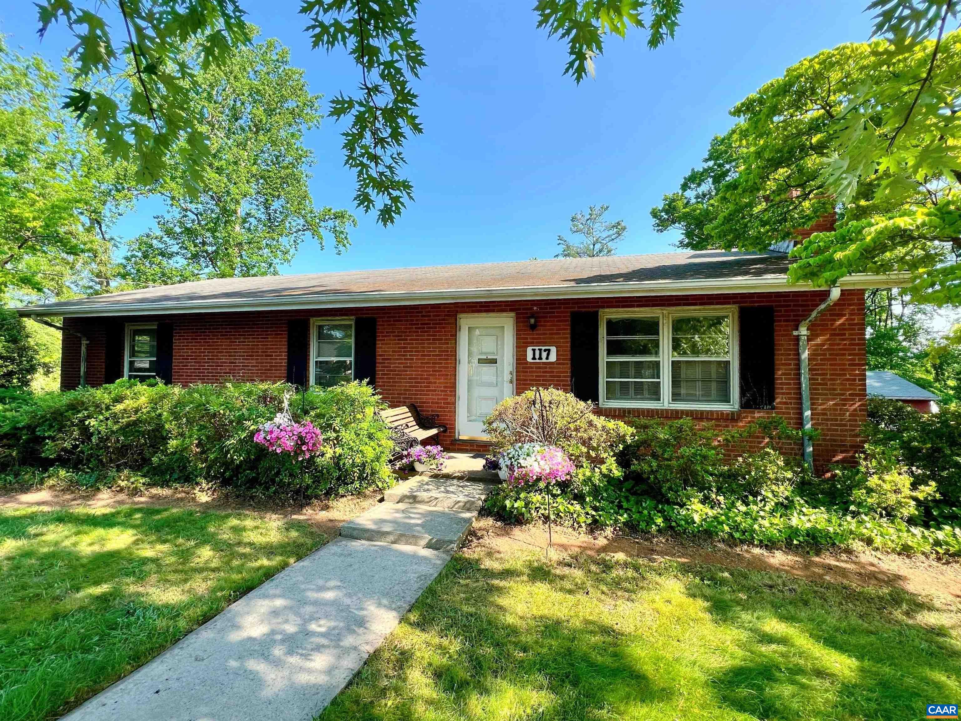 117 Harris Road Charlottesville, VA 22903 - Photo 1 of 27 Gallery Image 1