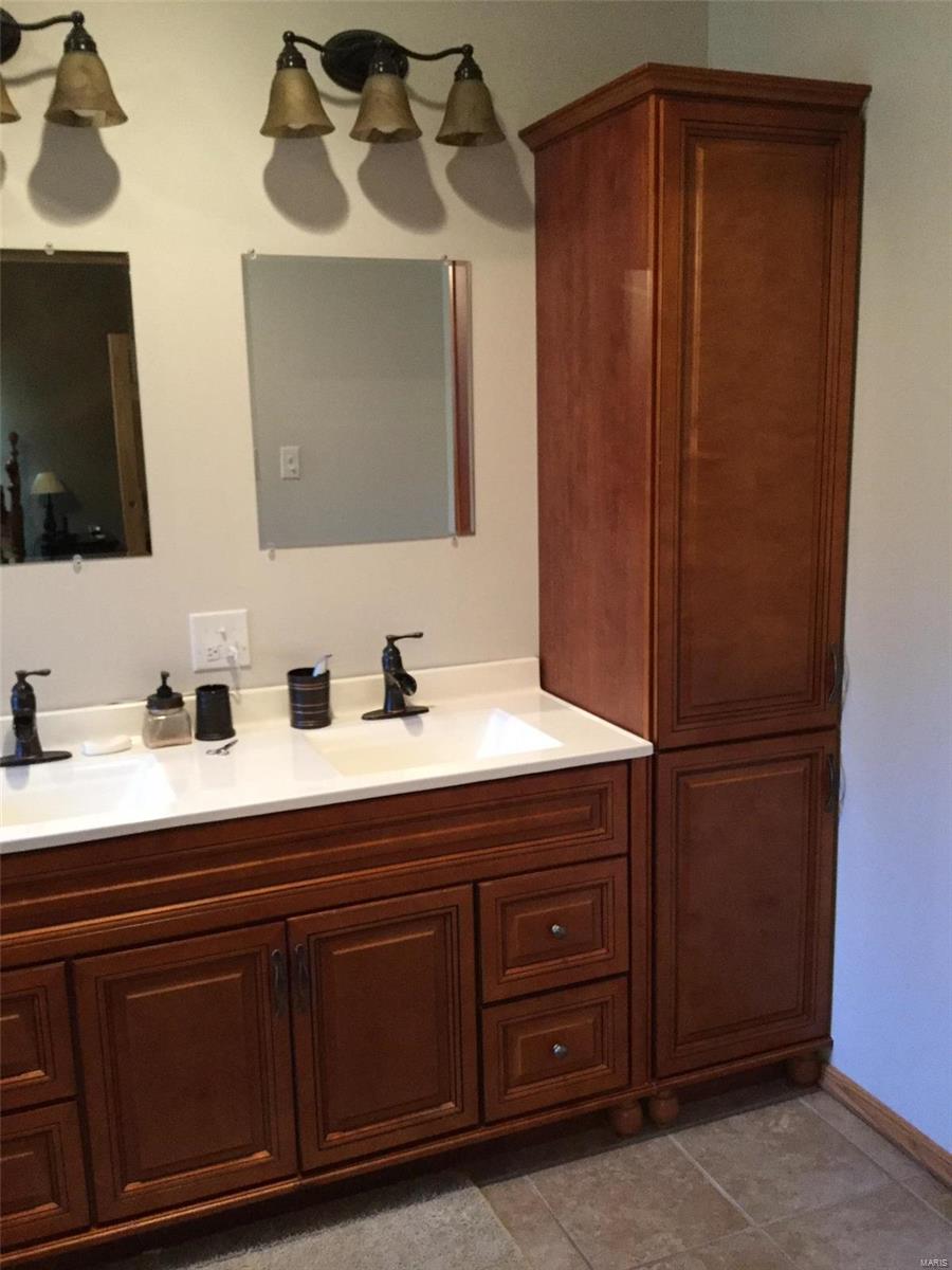 1425 Reno Road Greenville, IL 62246 - Photo 19 of 23