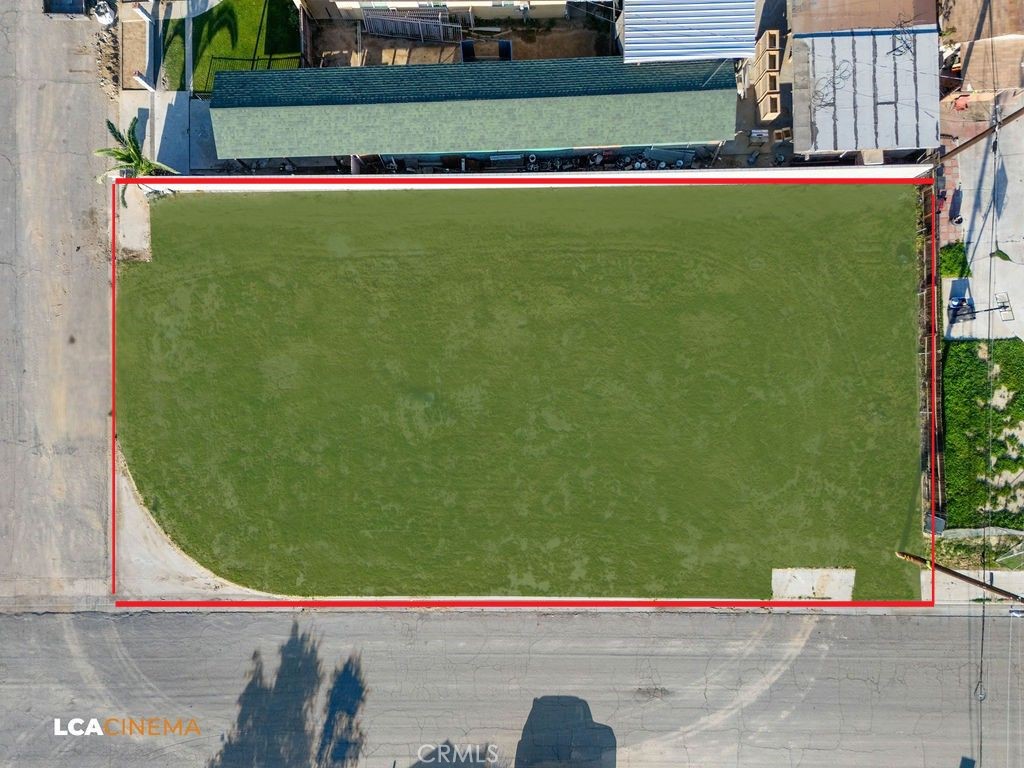 500 Lawson Road Bakersfield, CA 93307 - Photo 15 of 15 a view of a tennis court