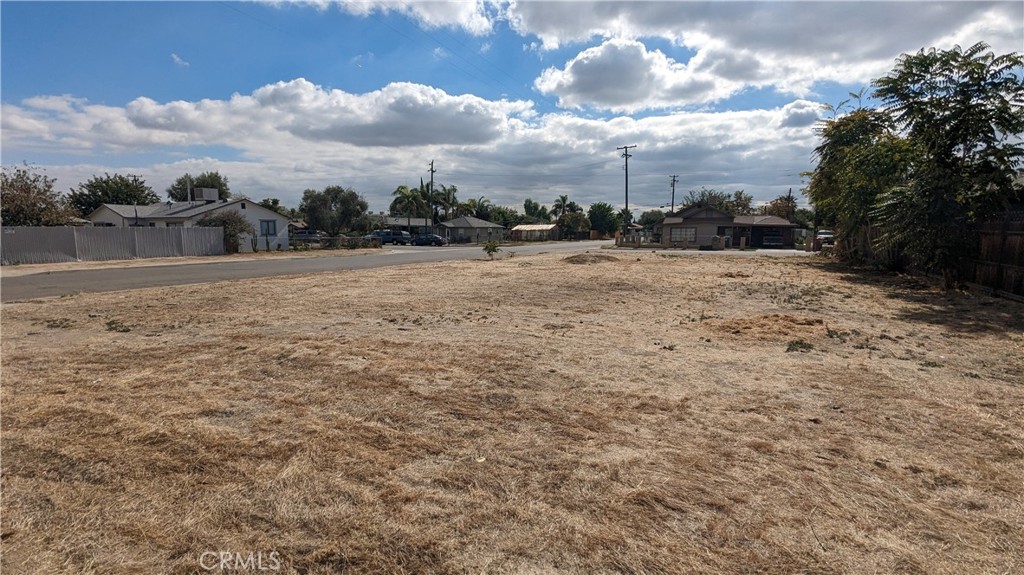 500 Lawson Road Bakersfield, CA 93307 - Photo 7 of 15 a view of a field with trees