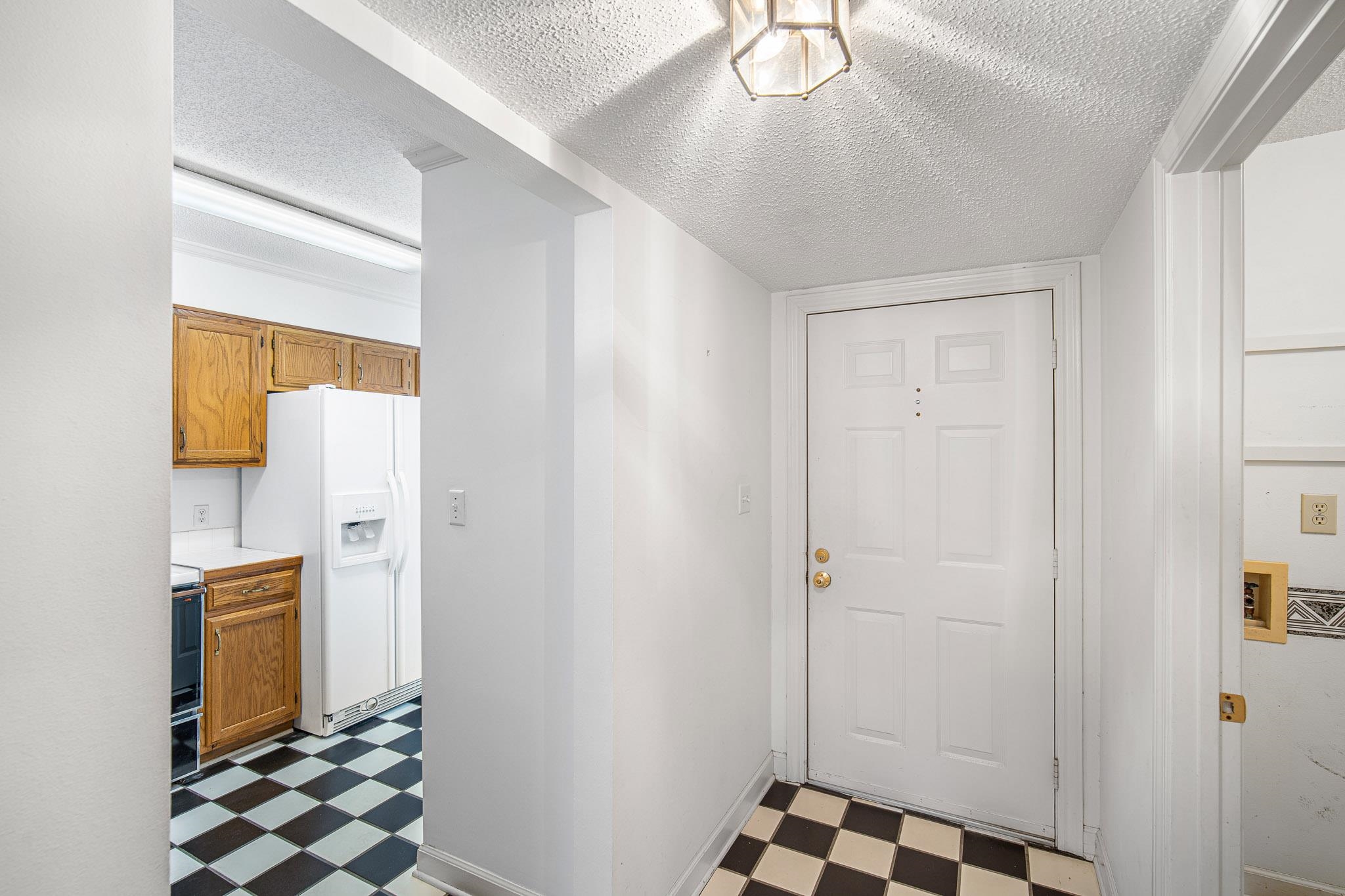 6639 Jackson Square Daphne, AL 36526 - Photo 5 of 29 Kitchen