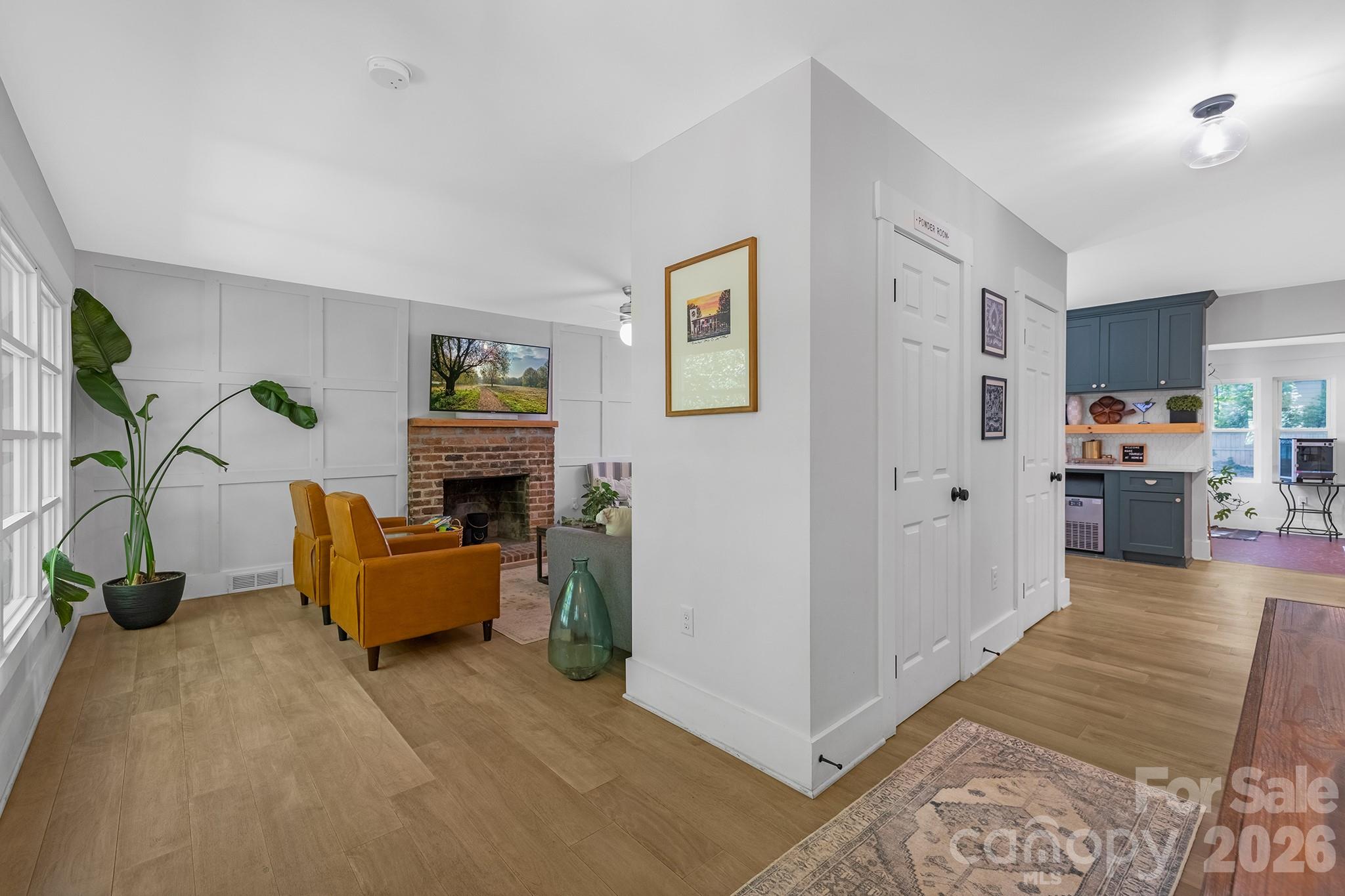 6213 Sharon Road Charlotte, NC 28210 - Photo 10 of 48