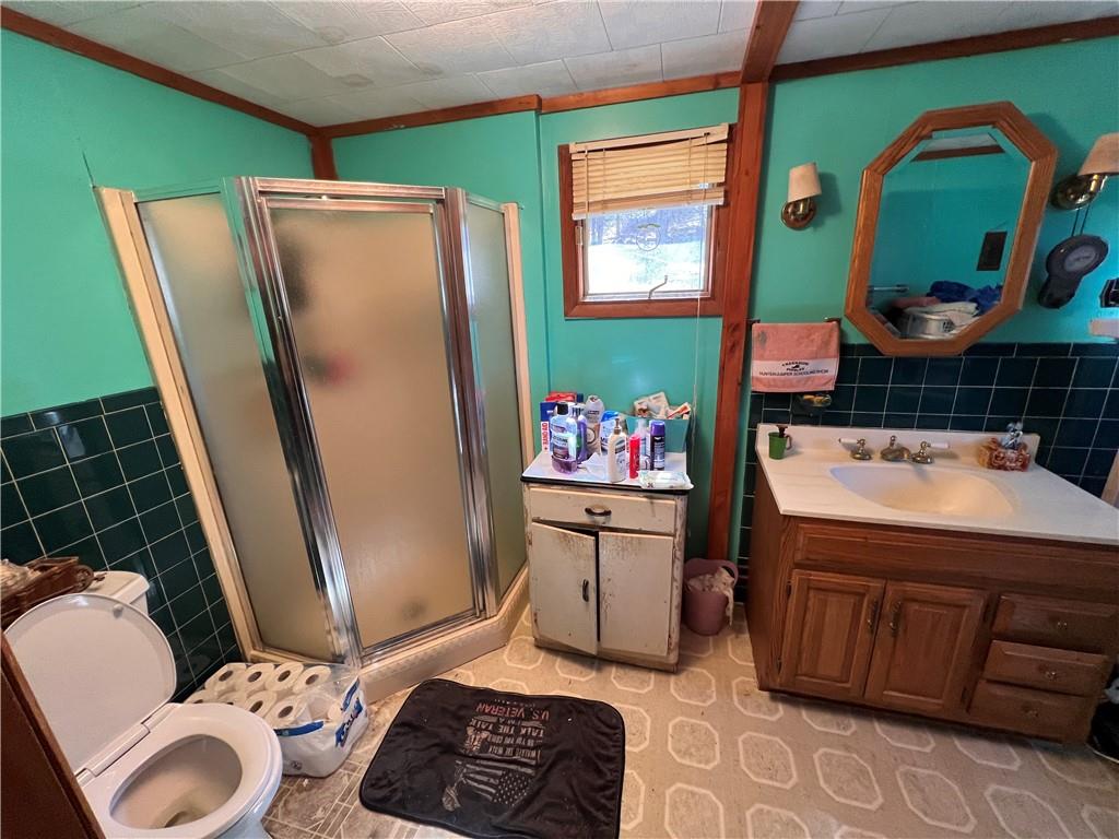 1722 Nashville Road Rochester Mills, PA 15771 - Photo 15 of 25 a room with furniture and a window