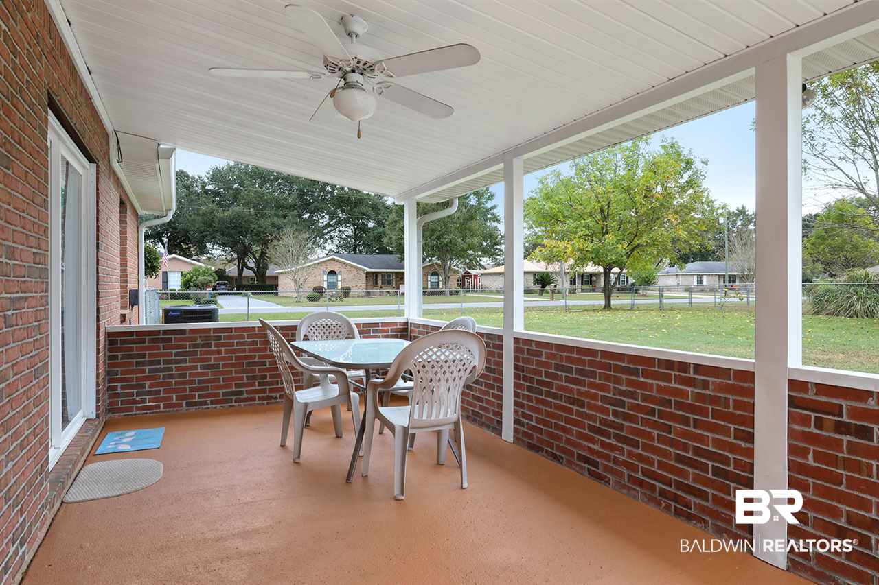 526 West Amanda Avenue Foley, AL 36535 - Photo 12 of 15