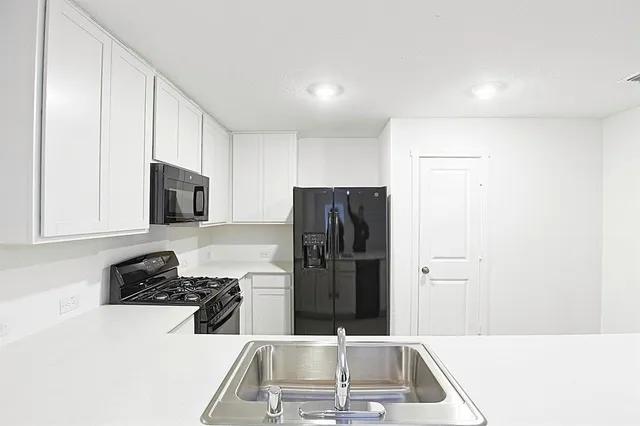 $2,100 | 1937 Ventasso Boulevard, Providence Village, TX 76227