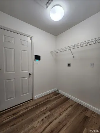 $2,200 | 3642 Candlewyck Green Court, Florissant, MO 63034