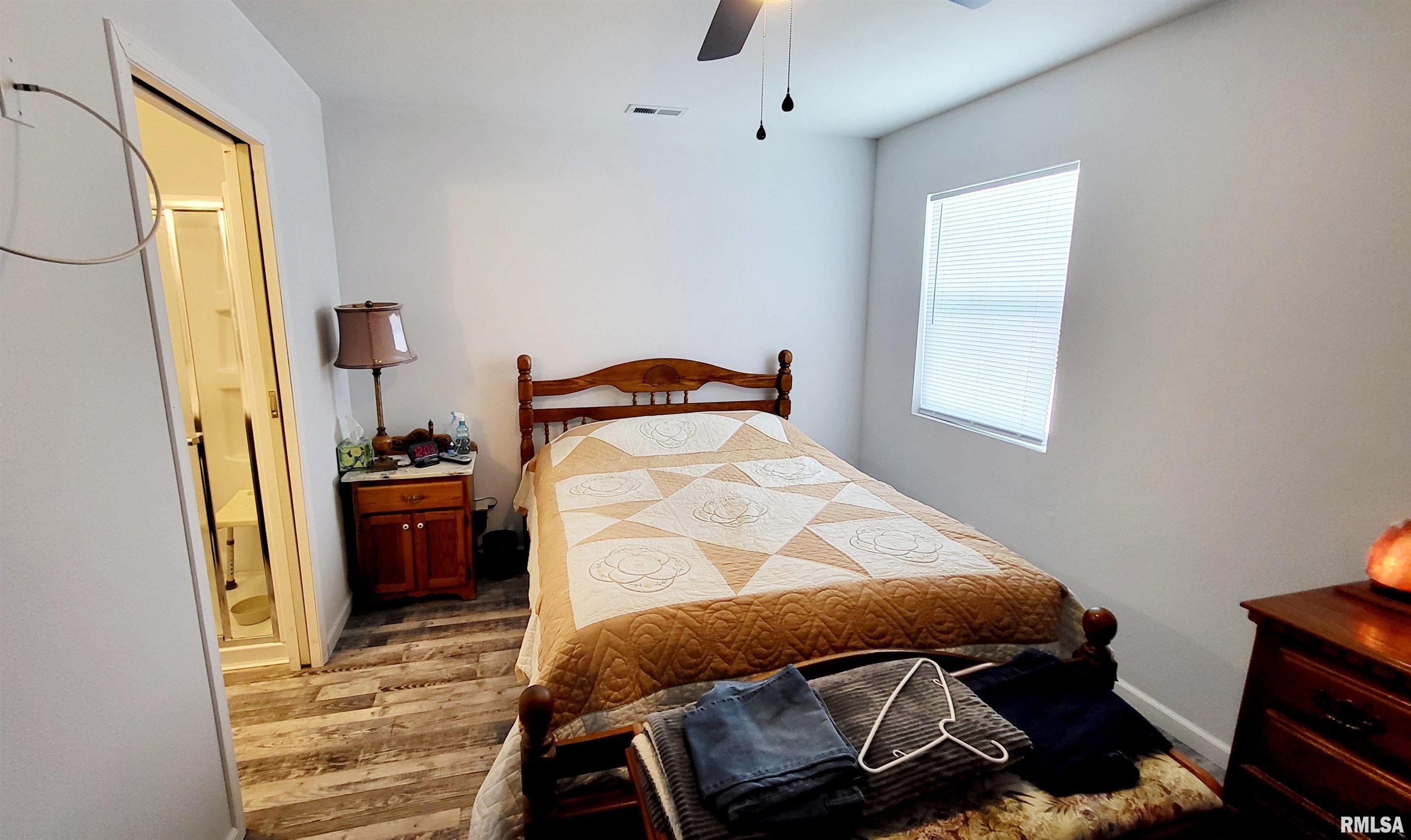 117 North Morrison Street Centralia, IL 62801 - Photo 11 of 23