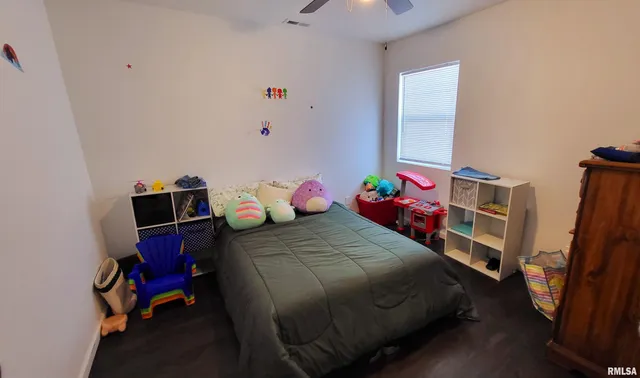 $305,000 | 117 North Morrison Street, Centralia, IL 62801