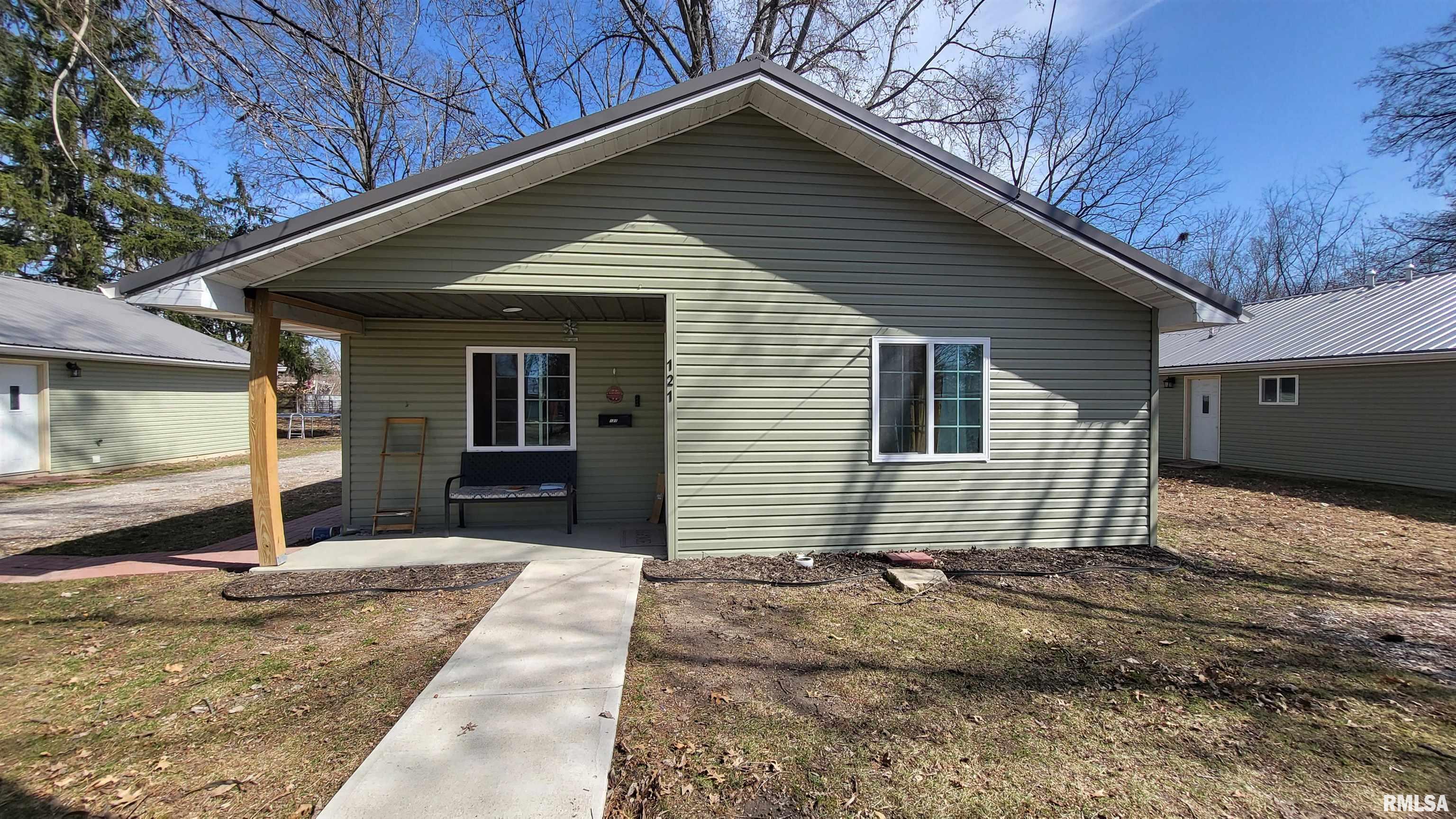 117 North Morrison Street Centralia, IL 62801 - Photo 2 of 23